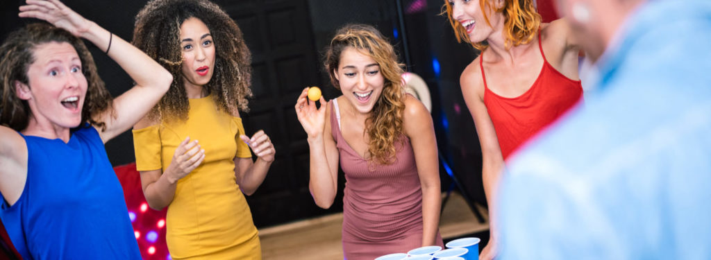 Social Beer Game: Fürs Bier trinken nominieren über soziale Netzwerke