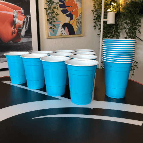 Baby Blue Cups - hellblaue Plastikbecher