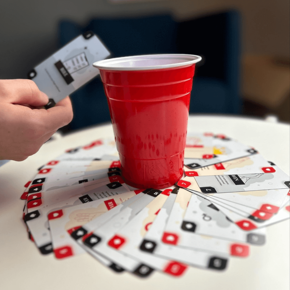 Kings Cup Trinkspiel - Der König der Trinkspiele – MyBeerPong