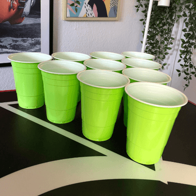 Light Green Cups - hellgrüne Plastikbecher