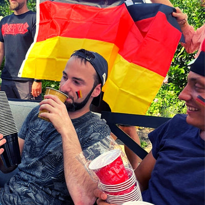 EM Beer-Pong Becher Set in Deutschland Farben (20x Black Cups, 20x Red Cups, 20x Gold Cups)